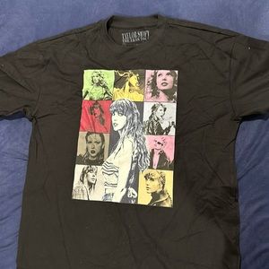 Taylor Swift- The Eras Tour. T-Shirt (Never Worn).